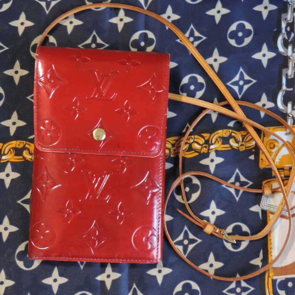 LOUIS VUITTON Walker Shoulder Bag Tri Fold Wallet Red Redyed Vernis